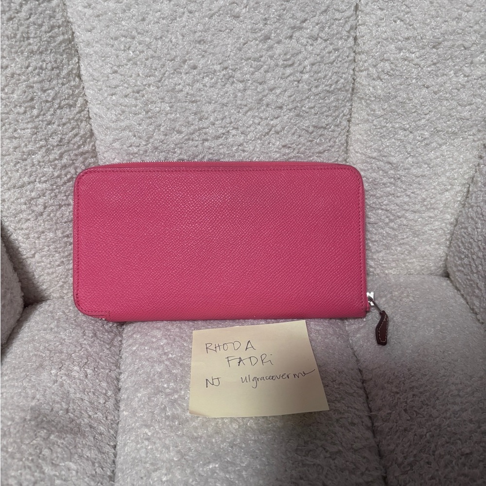 HERMES Rose Azalee Epsom Leather
Silk'In Long Wallet